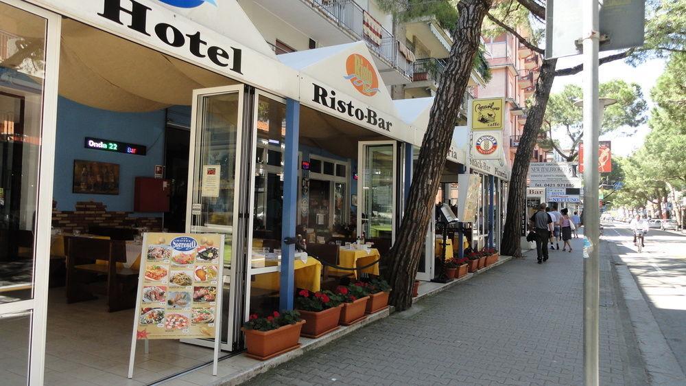 Neps Hotel 3*